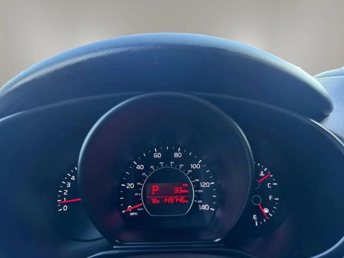 Used 2018 Kia Soul + FWD image 16