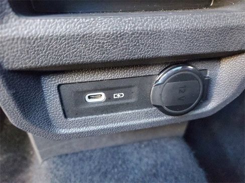 Certified 2024 Volkswagen Tiguan SE R-Line image 12