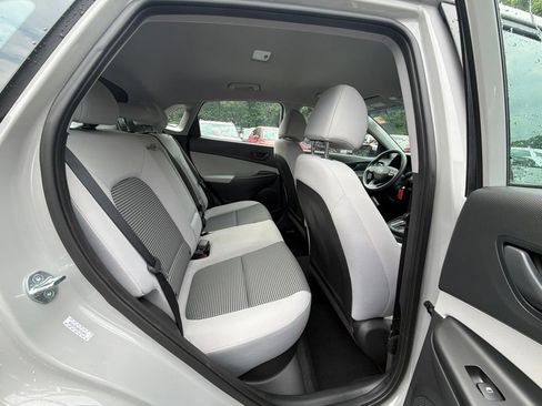 Certified 2023 Hyundai Kona SE AWD/4WD image 11