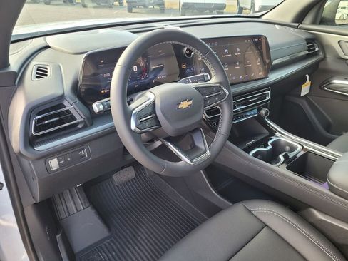 New 2026 Chevrolet Traverse LT w/ Sun and Wheel Package image 13