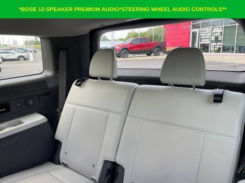 Used 2024 Hyundai Santa Fe Limited AWD/4WD image 9