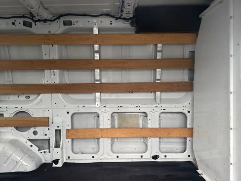 Used 2015 Ford Transit 250 130 Low Roof w/ Exterior Upgrade Package image 19