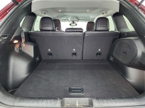 Used 2020 Jeep Cherokee Limited image 27