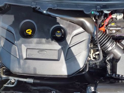 Used 2017 Ford Edge SEL w/ Equipment Group 201A FWD image 29