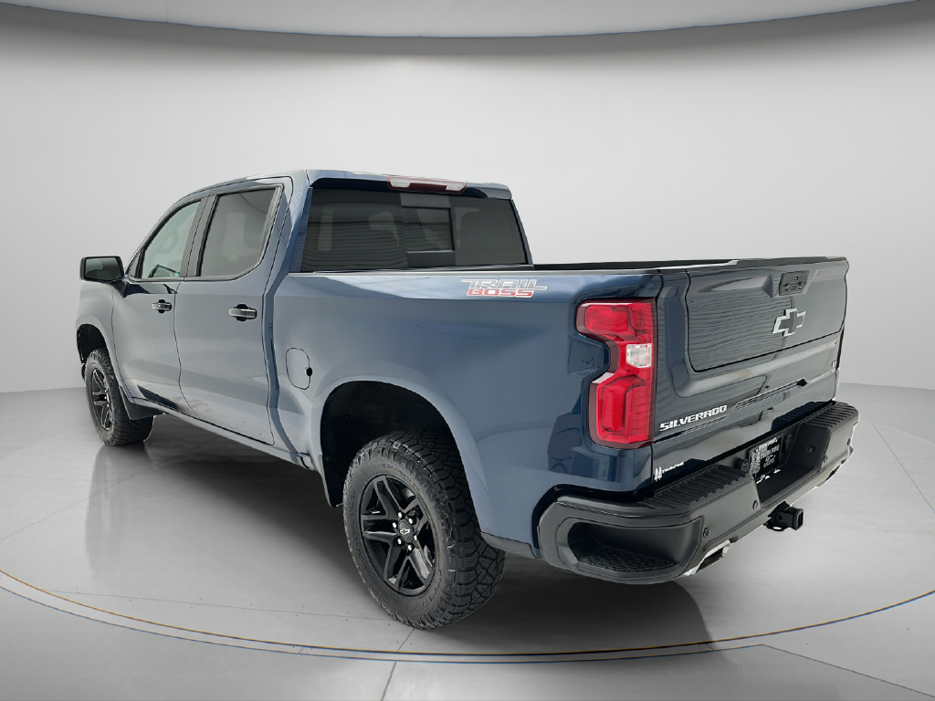 Used 2021 Chevrolet Silverado 1500 LT Trail Boss w/ Convenience Package II AWD/4WD image 7