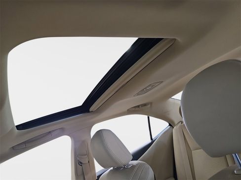 Used 2010 Lexus HS 250h image 32