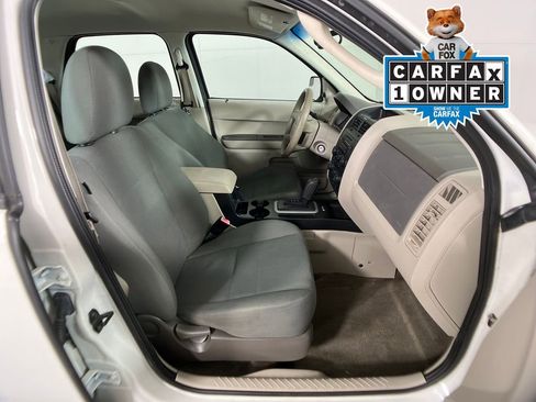Used 2011 Ford Escape XLS w/ 101A Rapid Spec Order Code image 6
