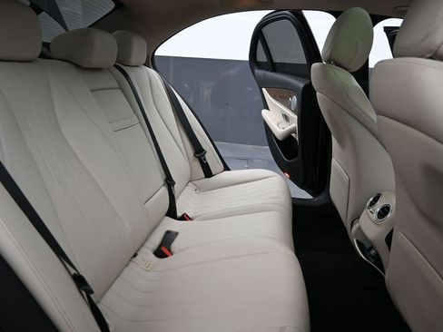 Used 2020 Mercedes-Benz E 350 E 350 w/ Parking Assistance Package image 21