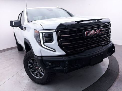 Used 2025 GMC Sierra 1500 Pro w/ Pro Value Package image 12