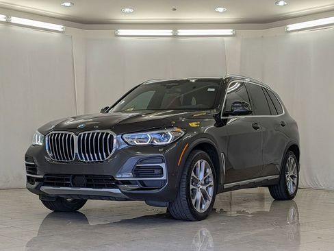Used 2023 BMW X5 xDrive40i w/ Executive Package image 4
