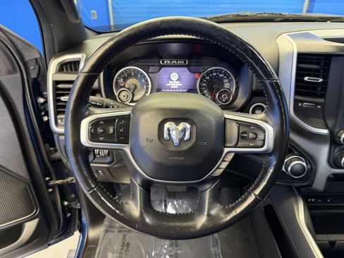 Used 2019 RAM 1500 Big Horn AWD/4WD image 17