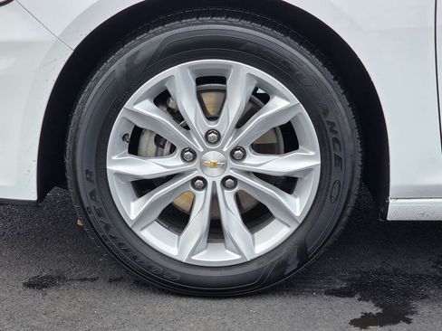 Used 2025 Chevrolet Malibu LT FWD image 9