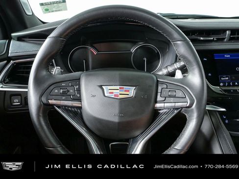 Used 2024 Cadillac XT6 Sport w/ LPO, ONYX Package AWD/4WD image 10