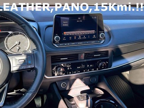 Used 2023 Nissan Rogue SV w/ SV Premium B Package image 6