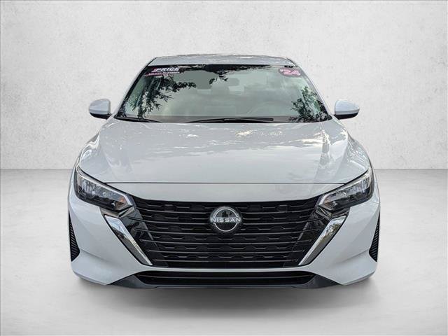 Used 2024 Nissan Sentra SV FWD image 2