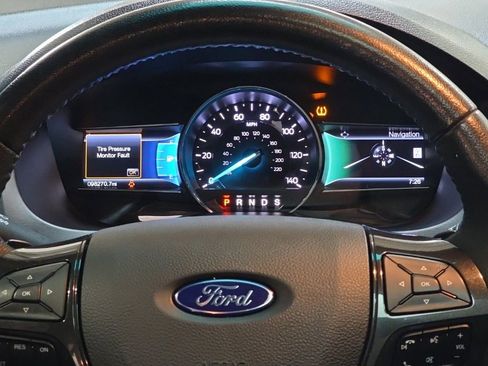 Used 2016 Ford Explorer XLT w/ Equipment Group 202A image 20