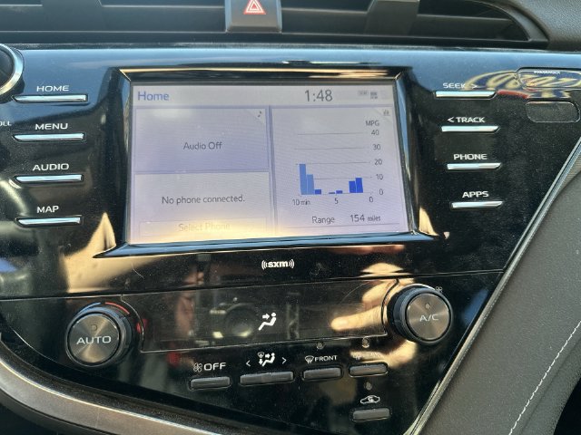 Used 2020 Toyota Camry SE FWD image 26