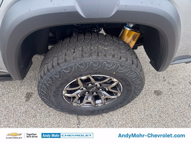 New 2026 Chevrolet Colorado ZR2 w/ Technology Package AWD/4WD image 41