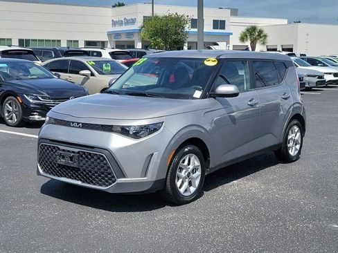 Used 2023 Kia Soul LX w/ Option Group 015 image 27