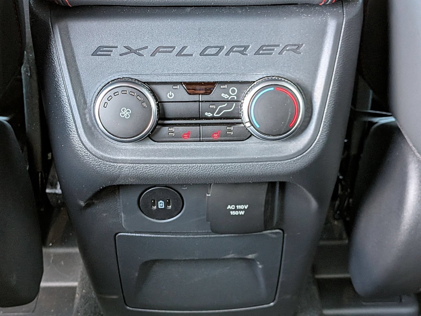 New 2026 Ford Explorer ST-Line w/ ST-Line Street Pack RWD image 25