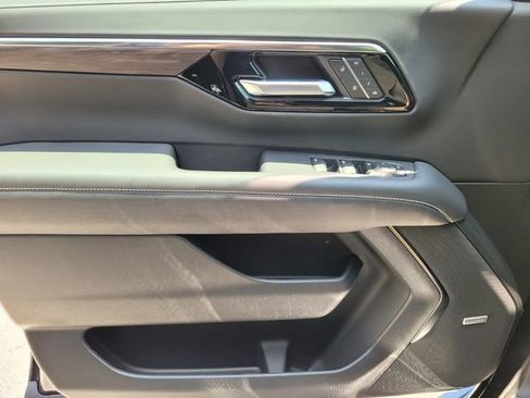 New 2025 Chevrolet Suburban Premier w/ Sun And Tow Package image 22