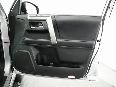 Used 2019 Toyota 4Runner Limited image 60