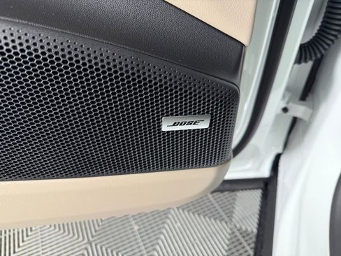 New 2025 Porsche Macan 4 Electric image 25