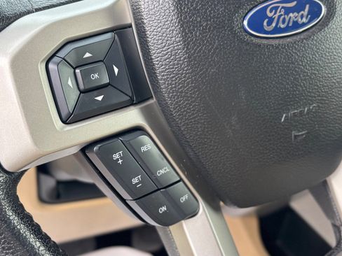 Used 2016 Ford F150 Lariat w/ Equipment Group 502A Luxury image 36