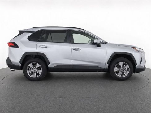 Used 2025 Toyota RAV4 XLE w/ Convenience Package AWD/4WD image 11