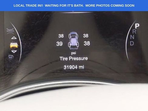 Used 2019 Jeep Grand Cherokee Altitude image 22