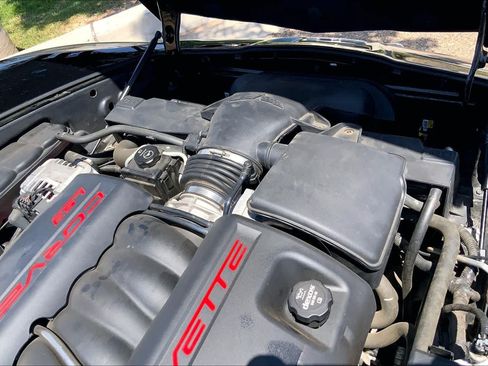 Used 2013 Chevrolet Corvette Grand Sport w/ 3LT Preferred Equipment Group RWD image 32