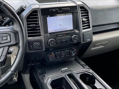 Used 2017 Ford F150 XLT w/ Equipment Group 301A Mid RWD image 9