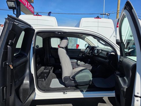 Used 2021 Toyota Tacoma SR image 12