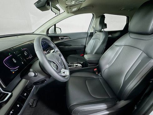 Certified 2025 Kia Sportage EX AWD/4WD image 23