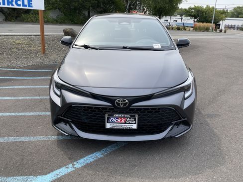 Used 2026 Toyota Corolla SE FWD image 8