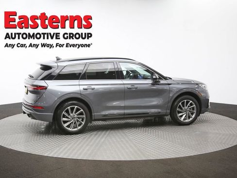 Used 2025 Lincoln Corsair Grand Touring w/ Towing Package AWD/4WD image 45