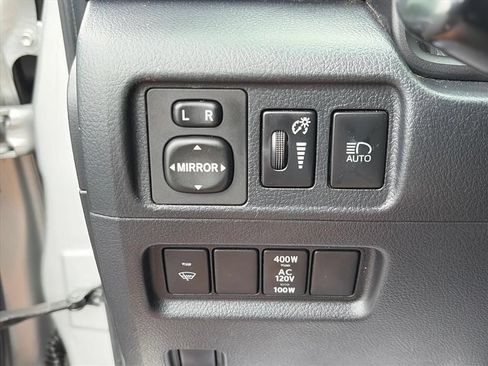Used 2021 Toyota 4Runner Venture w/ Moonroof Package AWD/4WD image 24