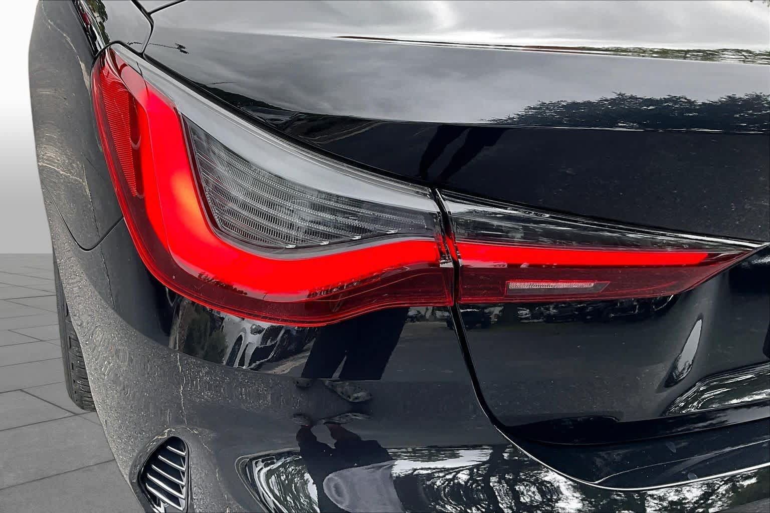 Used 2027 BMW 430i Convertible RWD image 28