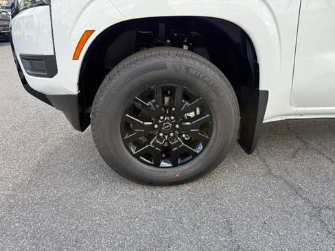 New 2026 Nissan Frontier SV w/ All-Weather Content Package image 9