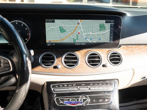 Used 2017 Mercedes-Benz E 300 image 32