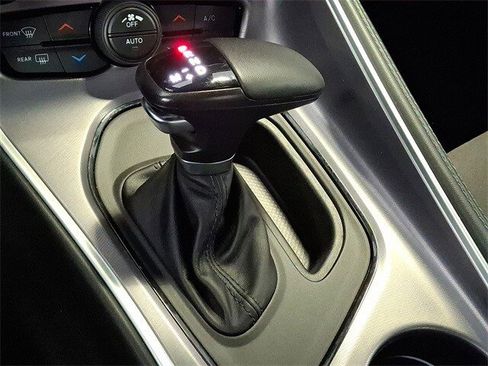 Used 2022 Dodge Challenger R/T Scat Pack image 13