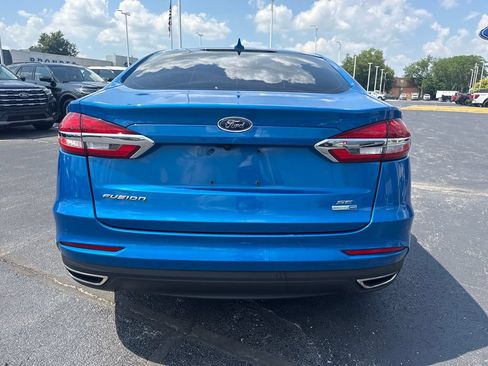 Used 2019 Ford Fusion SE AWD/4WD image 8