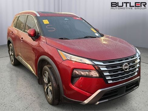Used 2024 Nissan Rogue SL w/ SL Premium Package FWD image 6