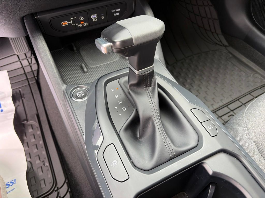 Used 2025 Kia K4 EX FWD image 16