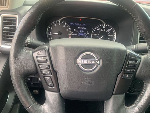 Used 2023 Nissan Frontier SV w/ SV Convenience Package image 16