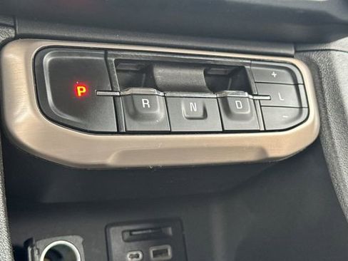 Used 2023 GMC Acadia Denali FWD image 29