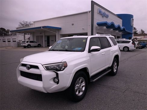Used 2016 Toyota 4Runner SR5 Premium image 4
