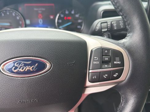 Used 2020 Ford Explorer Limited w/ Class III Trailer Tow Package RWD image 24