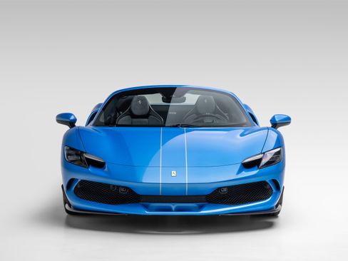 Used 2024 Ferrari 296 GTS RWD image 2