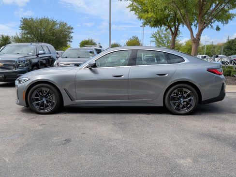 Used 2023 BMW i4 eDrive40 RWD image 10